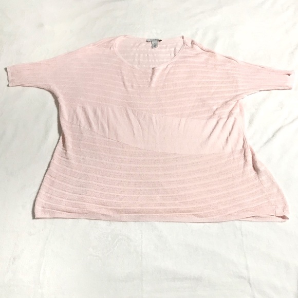 White House Black Market Tops - HP🎉 White House|Black Market Pink Knit Blouse XL